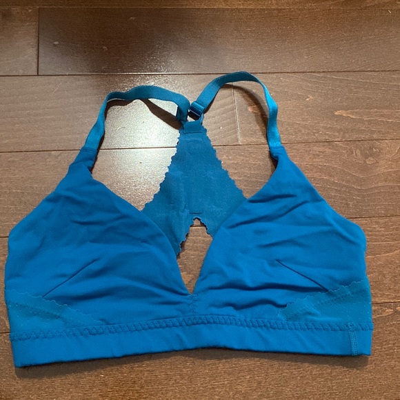 Lululemon sports bra - Picture 1 of 2